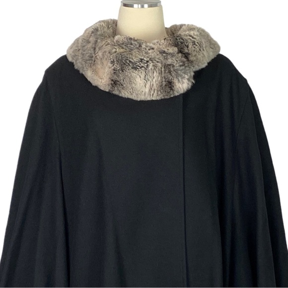 J. Hilary black cape - Picture 3 of 16